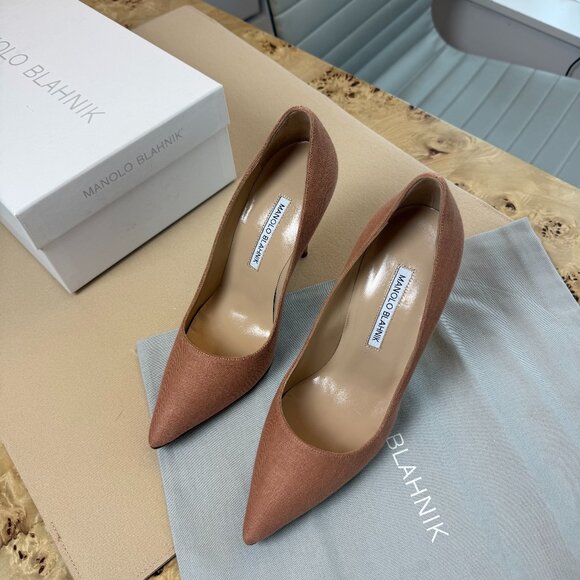 MANOLO BLAHNIK Linen BB 105 Pumps Size 6.5 - Picture 1 of 6